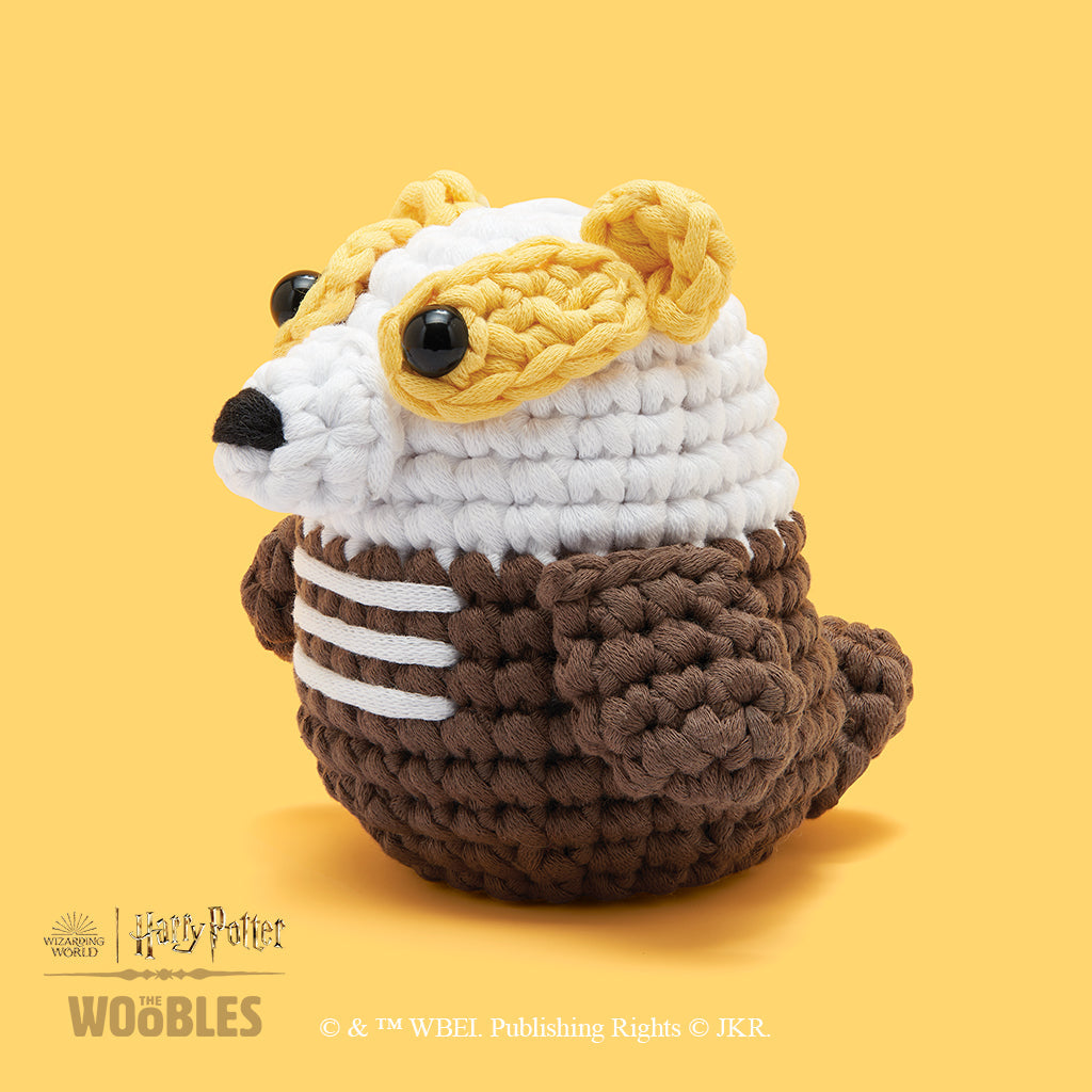 Hufflepuff™ Badger Crochet Kit - Woobles Kit Big Smile