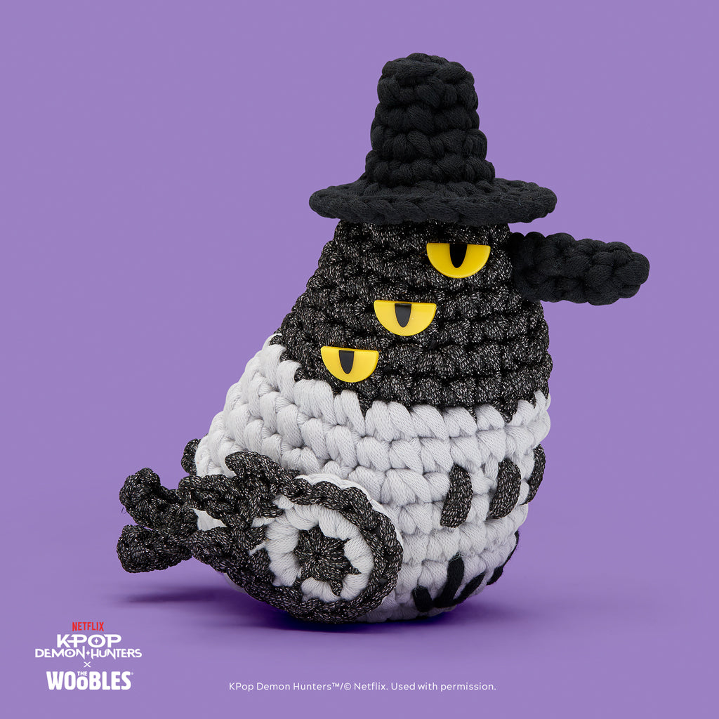 KPop Demon Hunters Side-Eye Superstar Bundle - Turn Yarn into Woobles