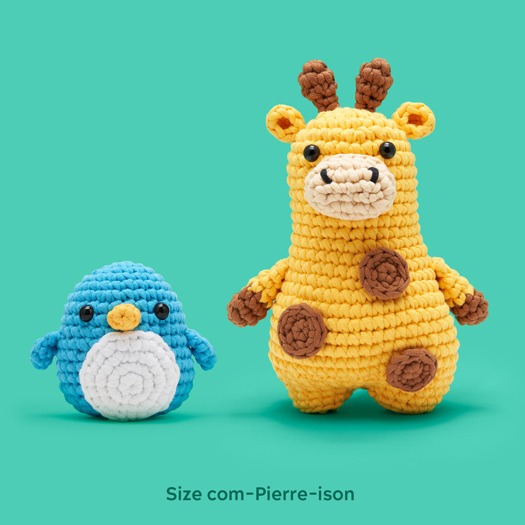 Zara the Giraffe Crochet Kit - Bring Yarn to Life